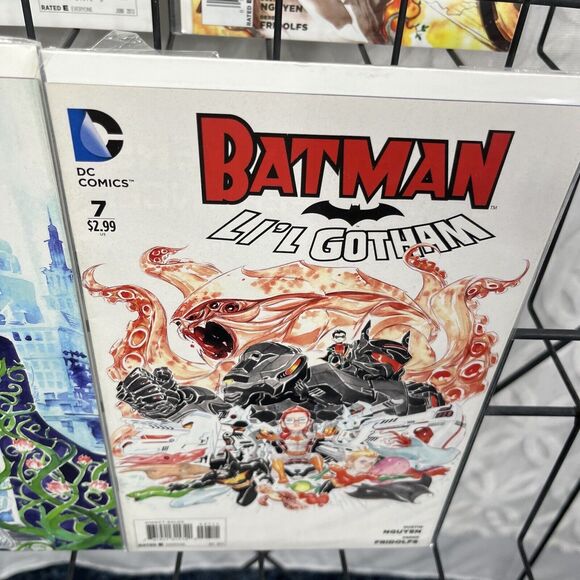 Batman: Li'l Gotham 1 2 5 8 Lot Dustin Nguyen DC Comics - Picture 4 of 5